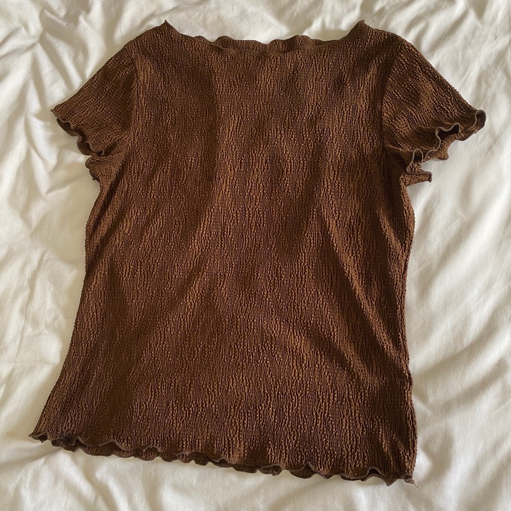 brown babydoll shirt with lettuce trim